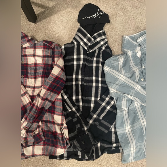 Hollister Men’s Medium Flannel Bundle - Picture 2 of 10